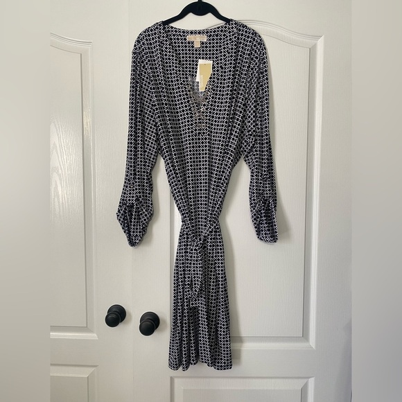 MICHAEL Michael Kors Dresses & Skirts - Michael Kors Pattern Midi Silver Chain Eyelet Dress Women’s Size 3X